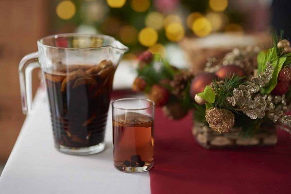 Comment préparer une compote de pommes à la cannelle sans ajout de sucre pour accompagner un yaourt nature?